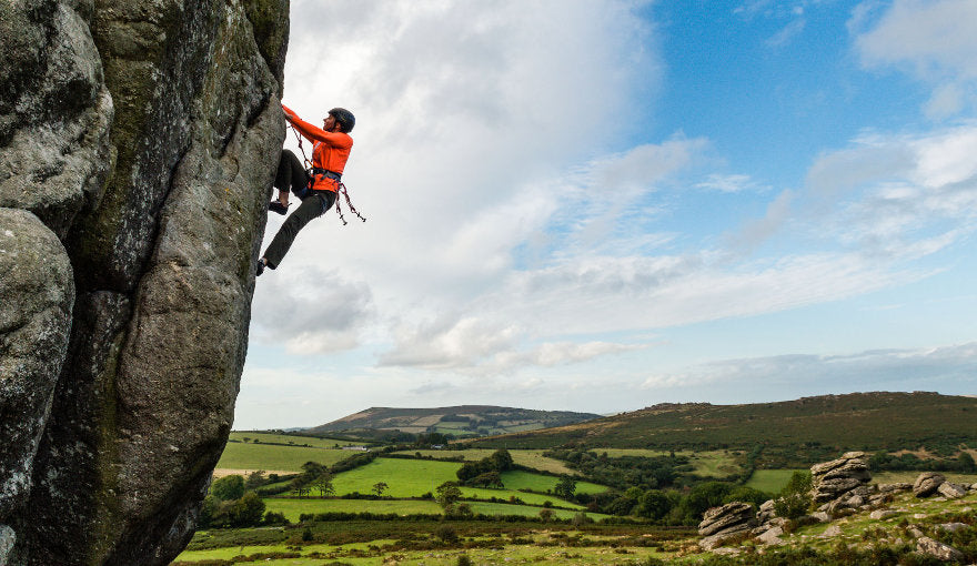 Black Diamond Camalot Ultralight | Climbing Cam Review