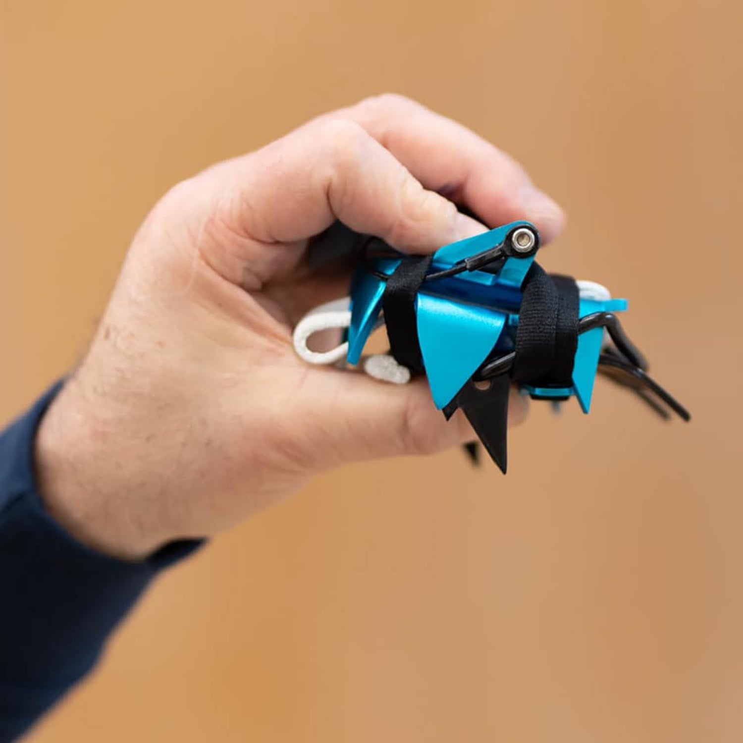 Blue Ice Harfang Alpine Hybrid Crampon