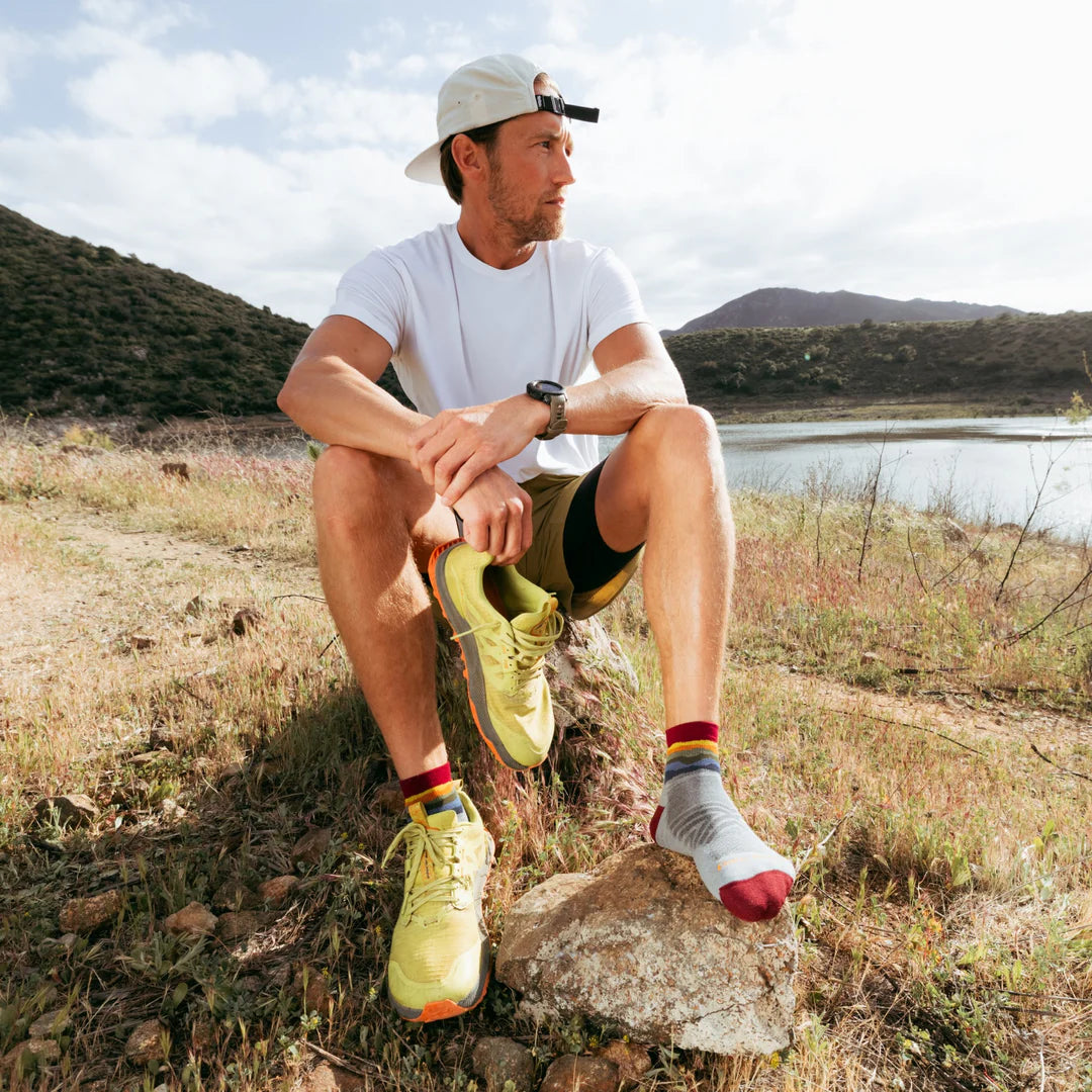 Darn Tough Men's Run Quarter Ultra-Lightweight Running Sock