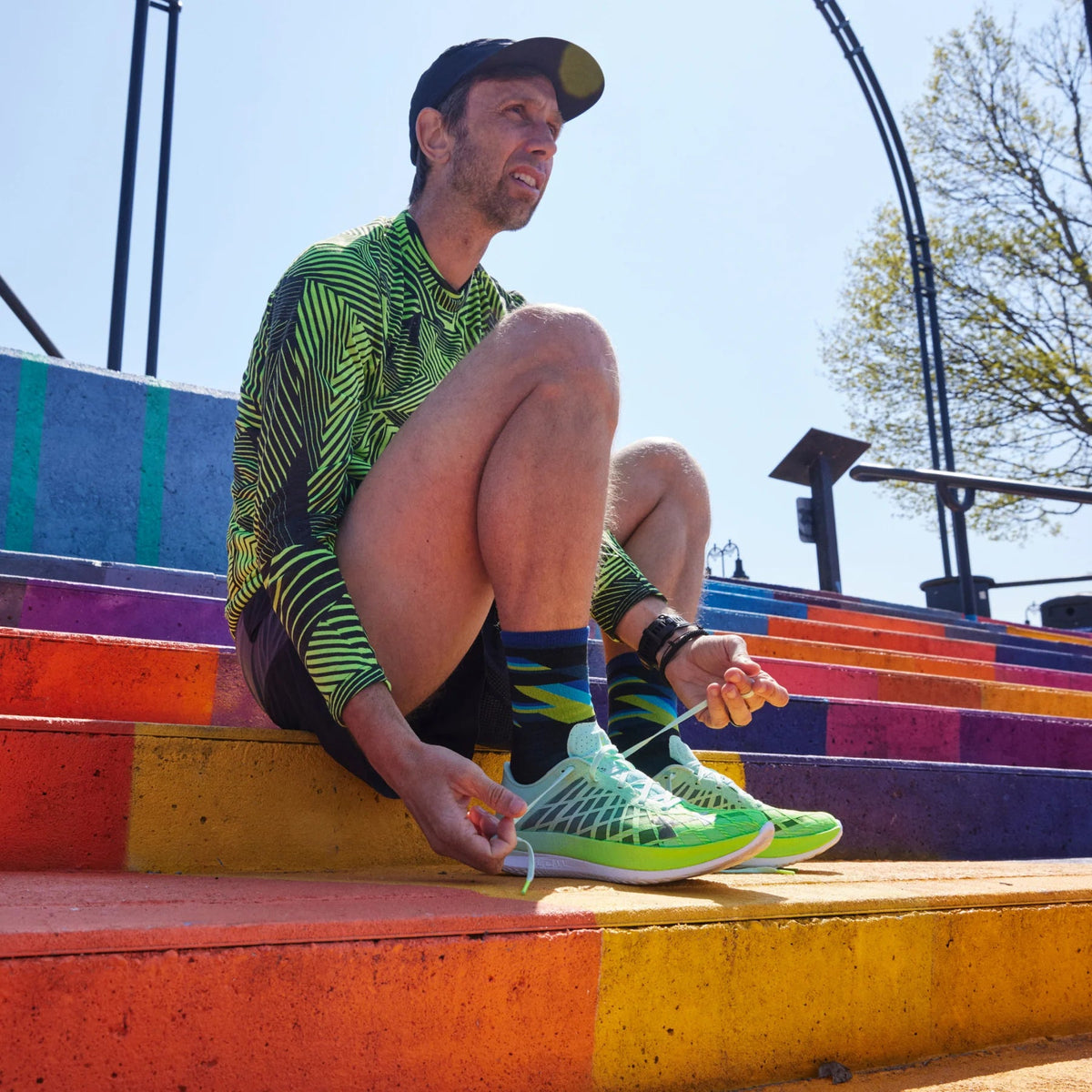Darn Tough Men's Bolt Micro Crew Ultra-Lightweight Running Sock