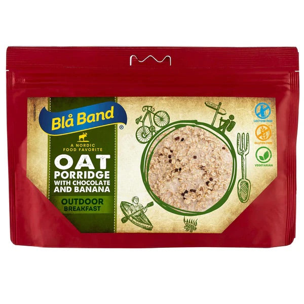 Red package of Blö Band oat porridge with chocolate and banana on a white background
