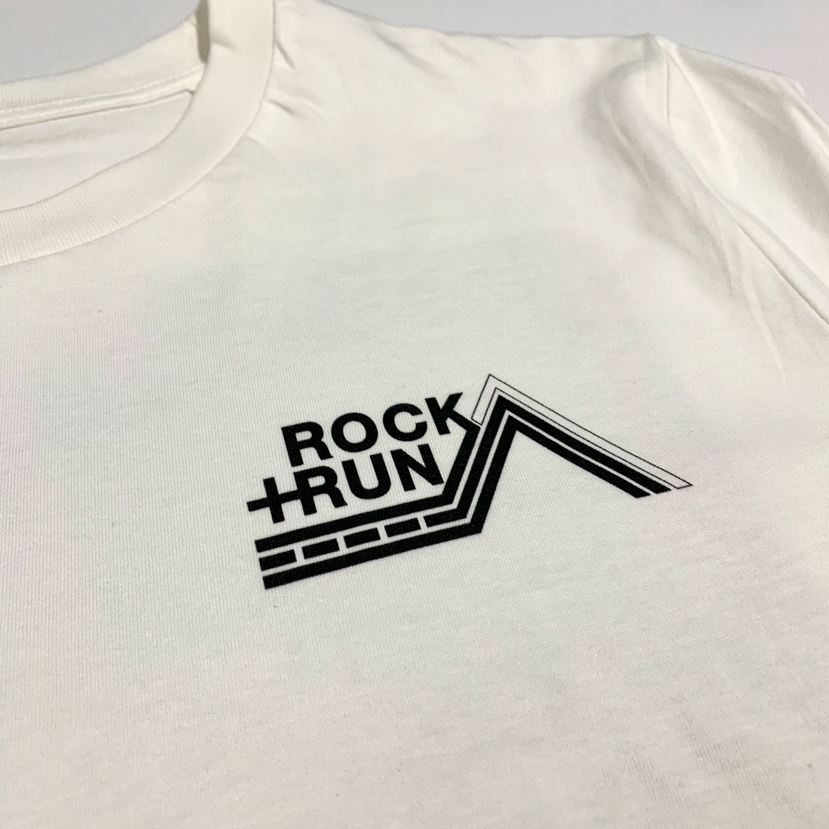 Rock+Run Hodge Close Graphic Organic Cotton T-Shirt - Unisex