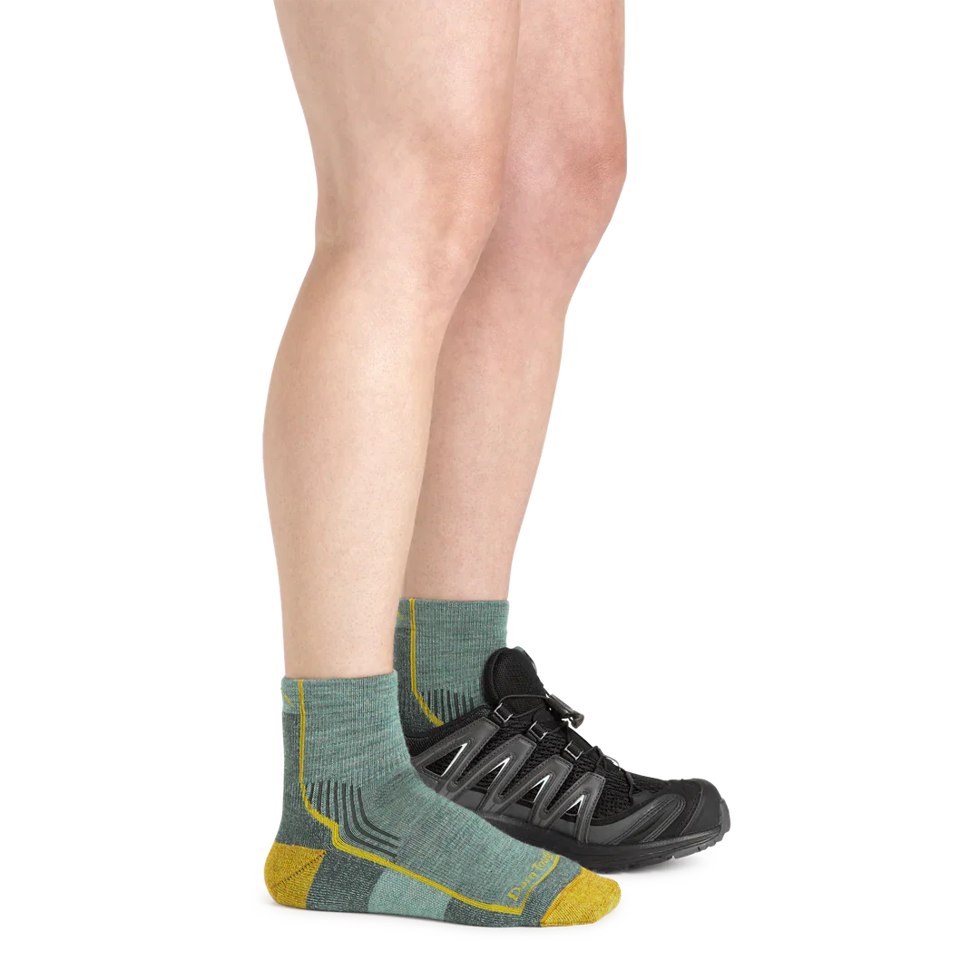 Darn Tough Womens Hiker Quarter Midweight Hiking Sock