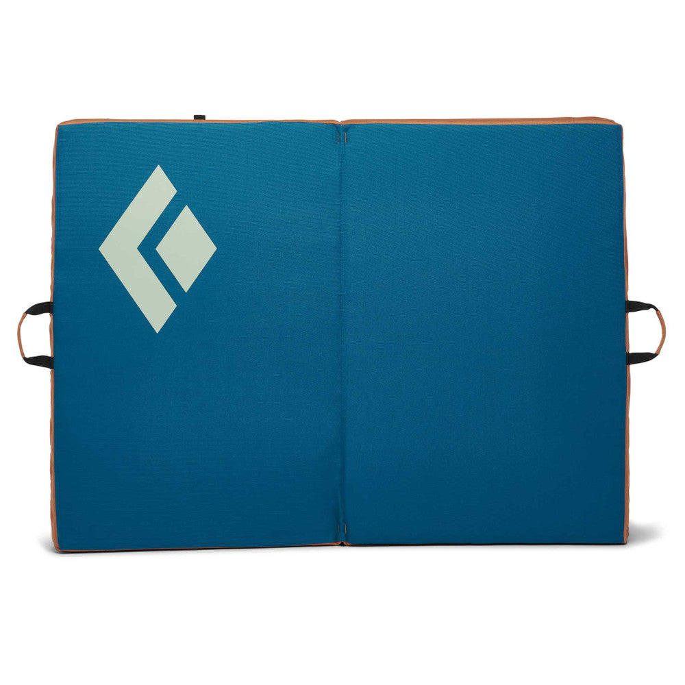 Black Diamond Circuit Crash Pad in lagoon colour. opened up.