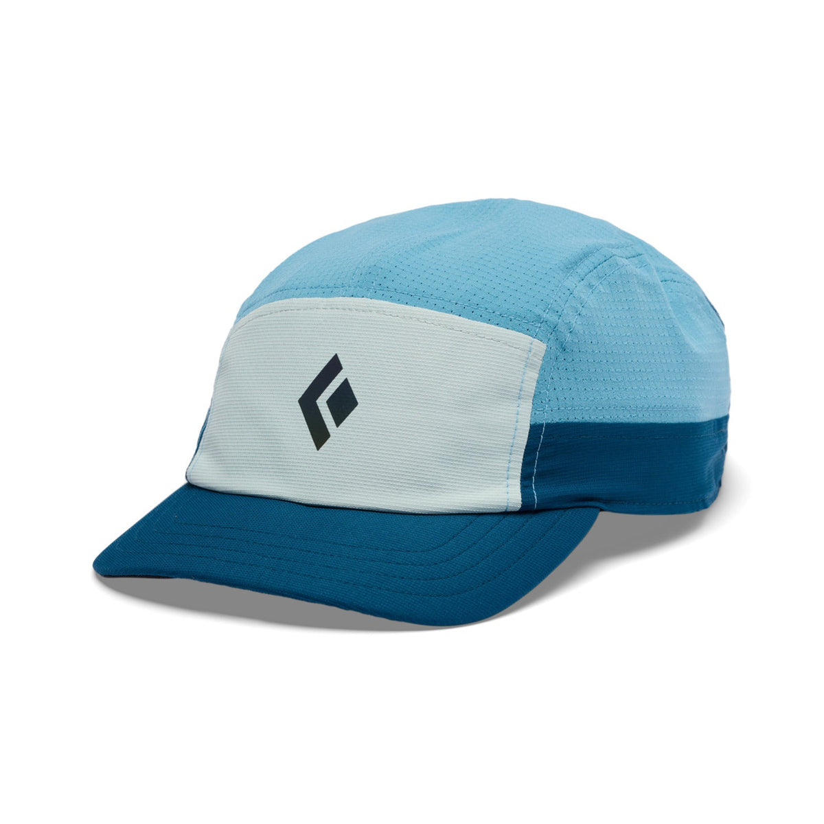 Black diamond Distance running hat in Indigo glacier colour