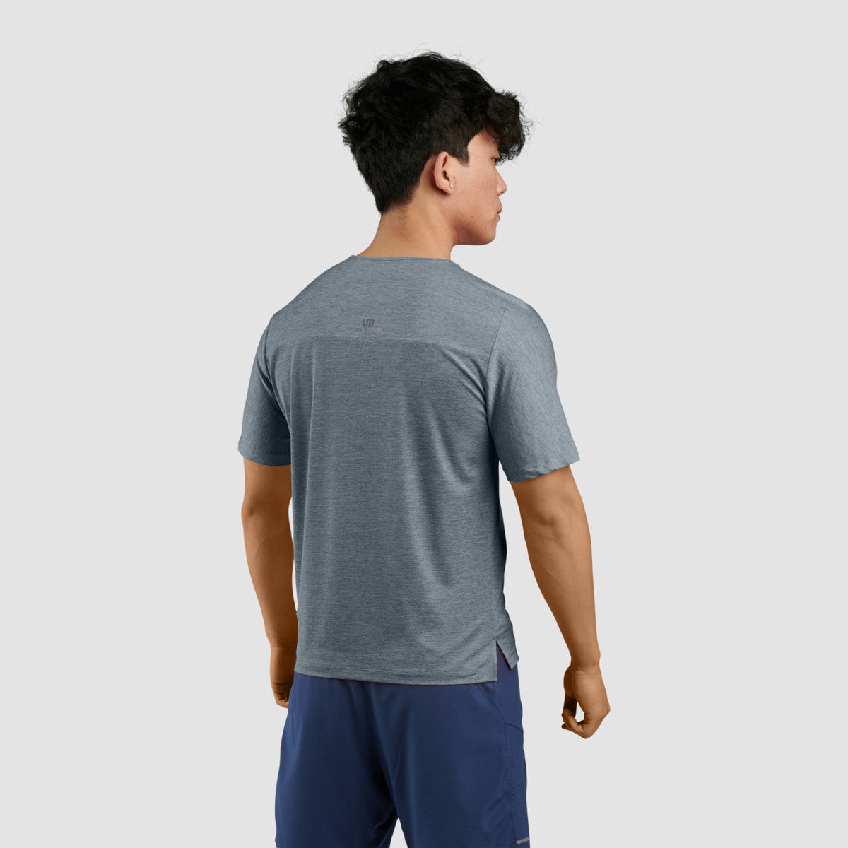 Ultimate Direction Cirriform Tee - Mens Navy/Mearl