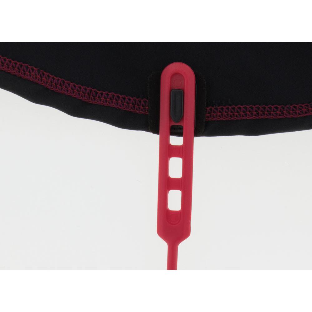 Close up of the Kahtoola Leva Gaiter GTX side rubber band