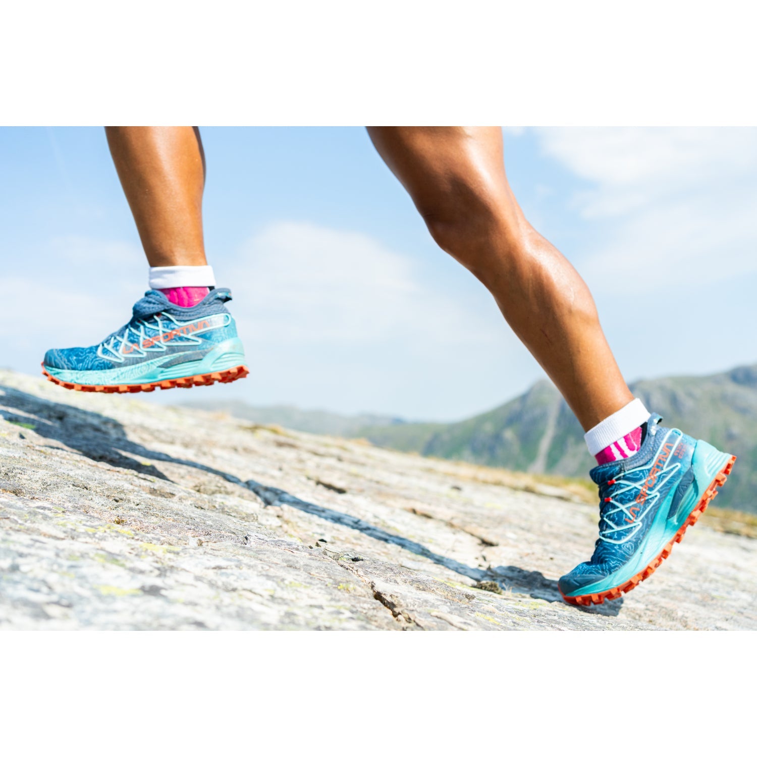 La Sportiva Mutant Womens Storm Blue Cherry action