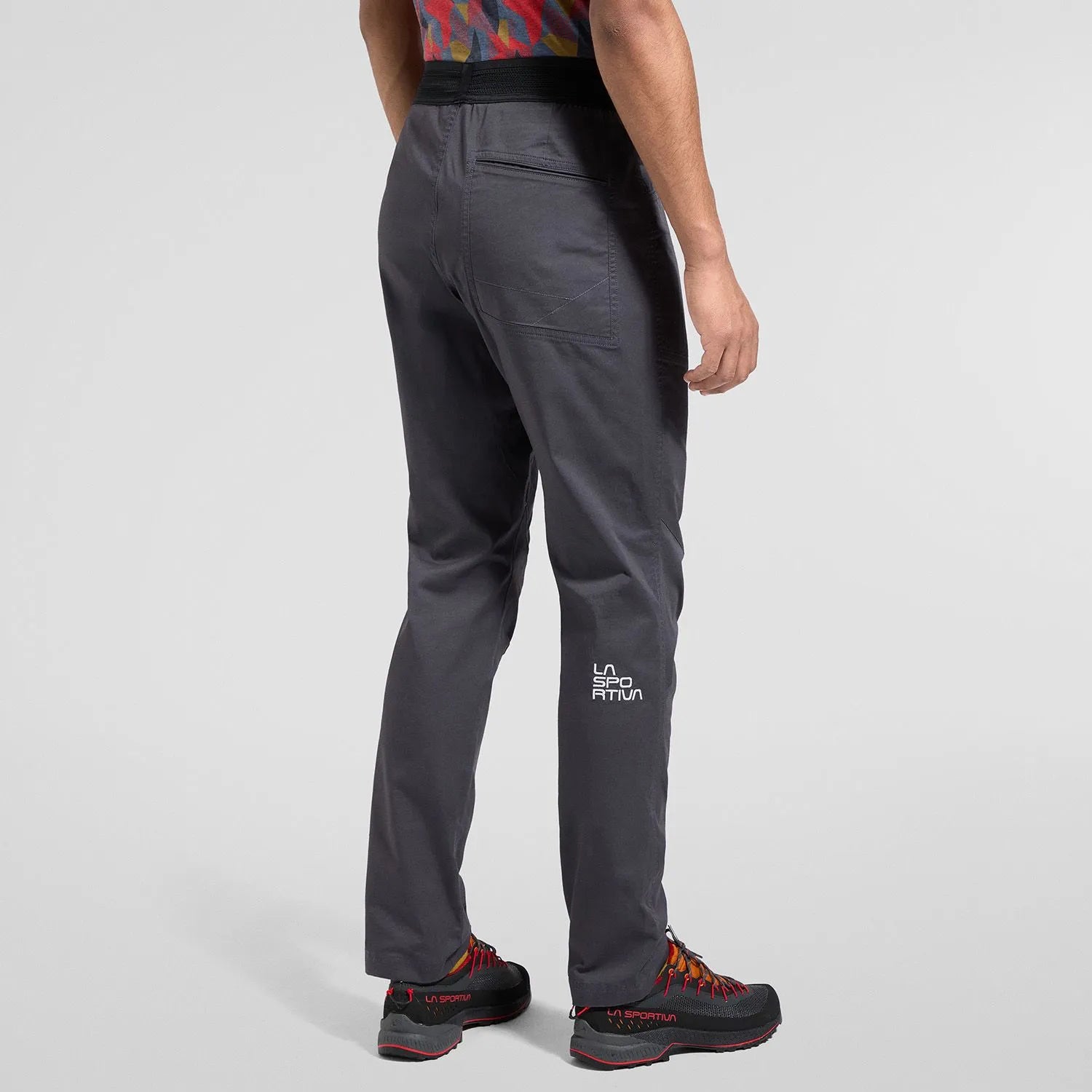 La Sportiva Roots Pants - Men in grey