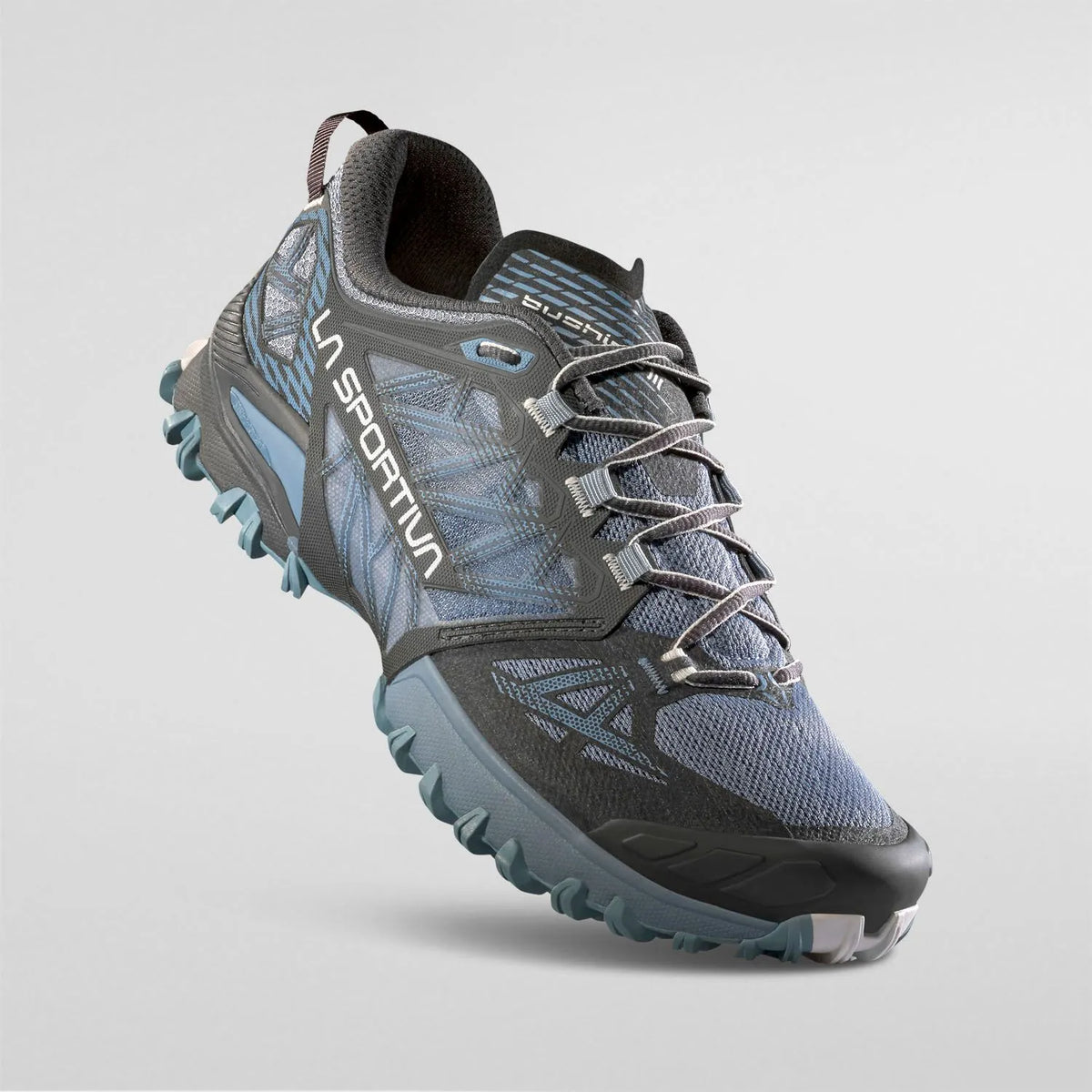 La Sportiva Bushido III Wide - Womens - Carbon/Limestone - EU 38 (Sample)
