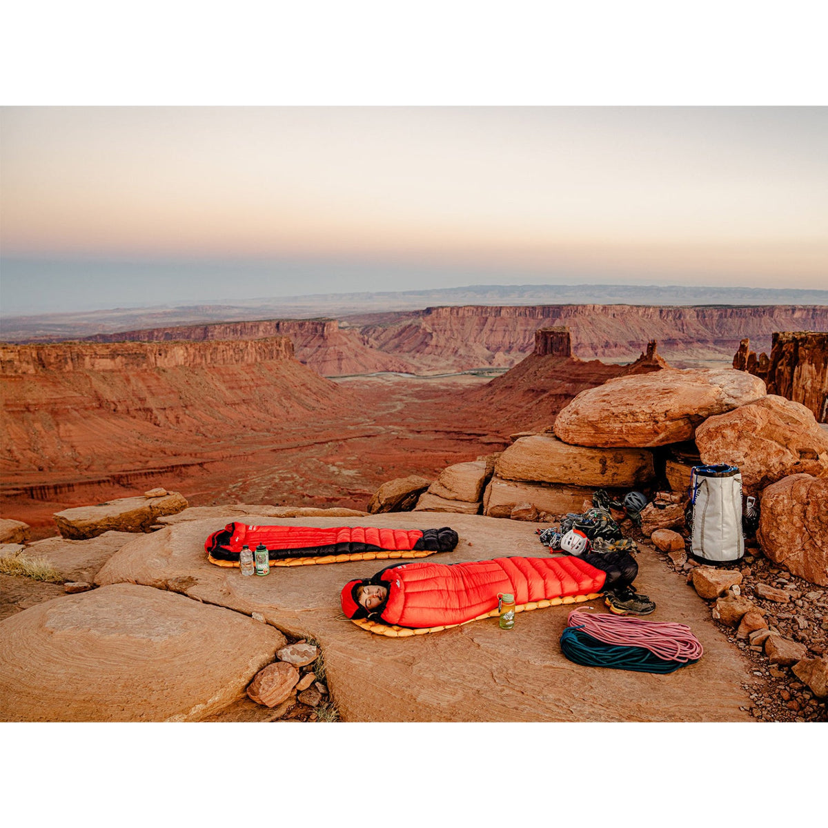 MONT Zero Superlight Sleeping Bag 2°C