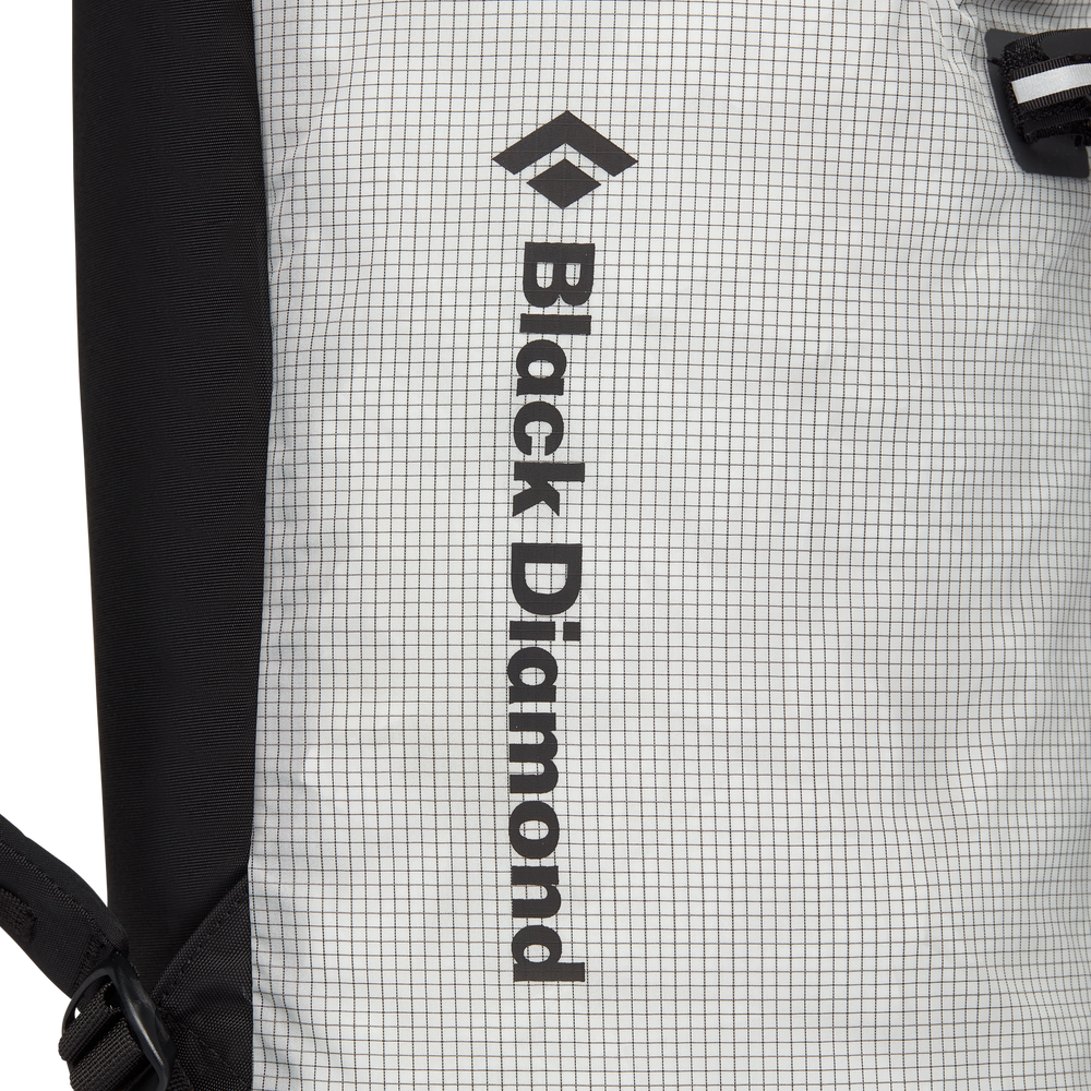 Black Diamond Blitz 28, Side