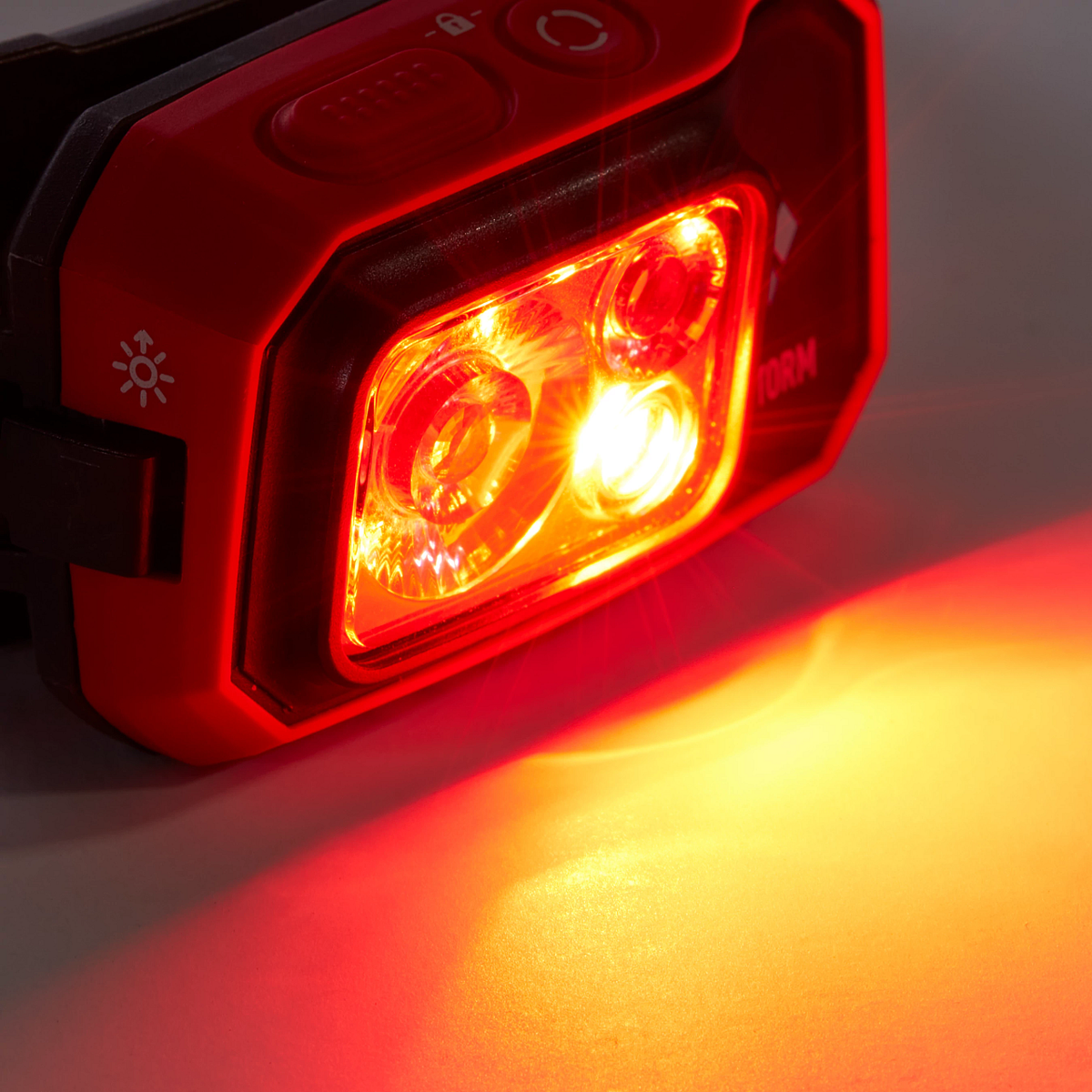 Black Diamond Storm 450 red light