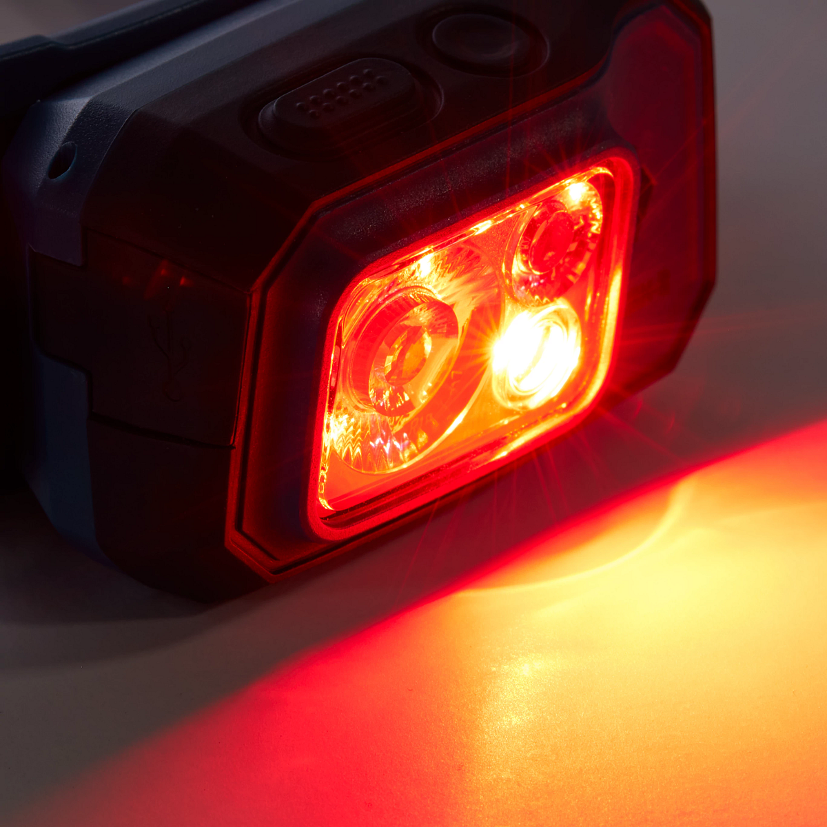 Black Diamond Storm 500 Red light