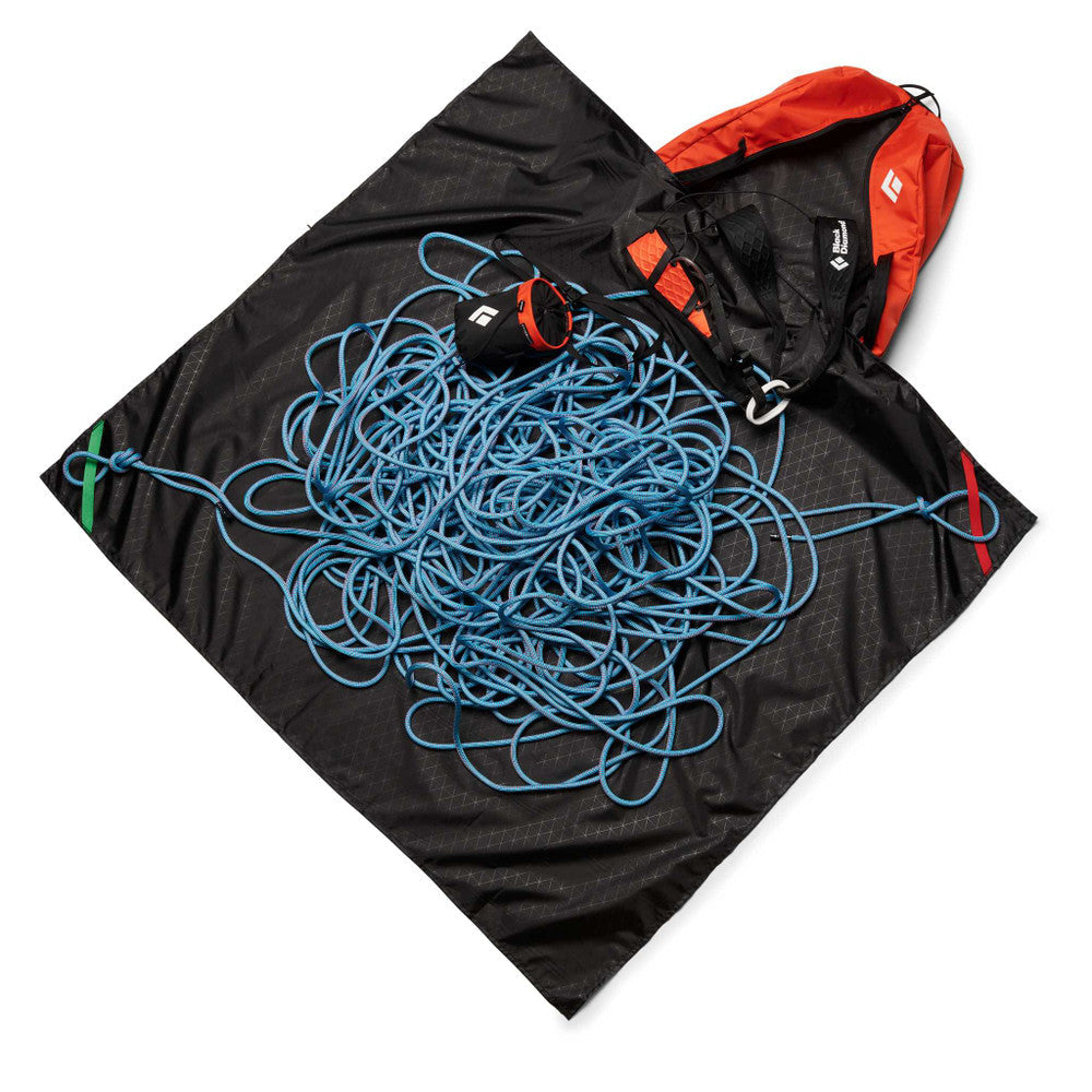 Black Diamond Team Stone Duffel 42L in octane colour