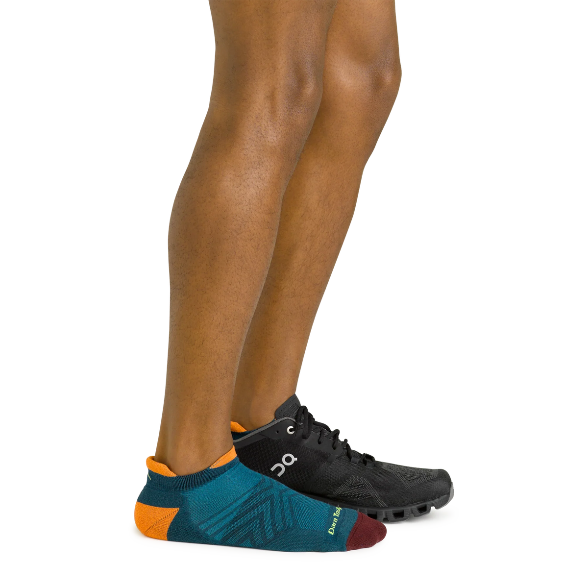 Darn Tough Mens Run No Show Tab Ultra- Cushioned Lightweight Running Sock