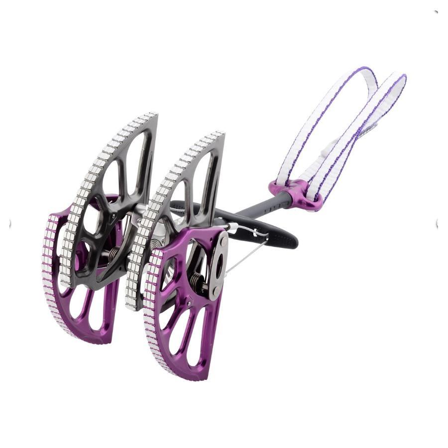DMM Dragon Cam, Size 7 in purple colour