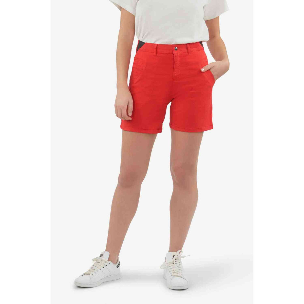 Looking For Wild Women's Bavella Short - Size M - Rosso