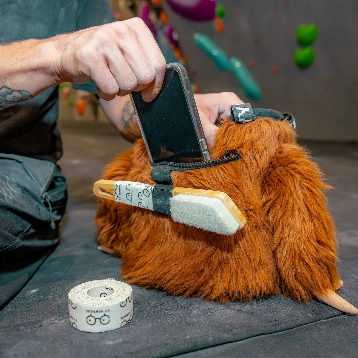 YY Sloth Chalk Bucket