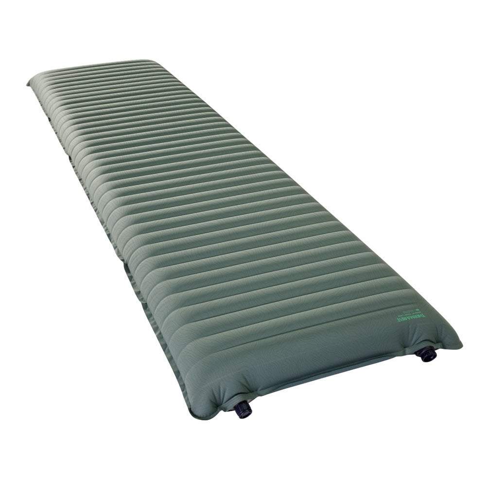 Thermarest NeoAir Topo Luxe in Dark green side on