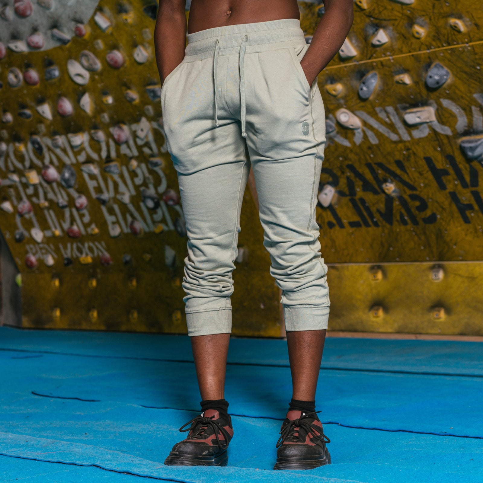 Moon-Womens-Vector-jogger--pant-lichen-front