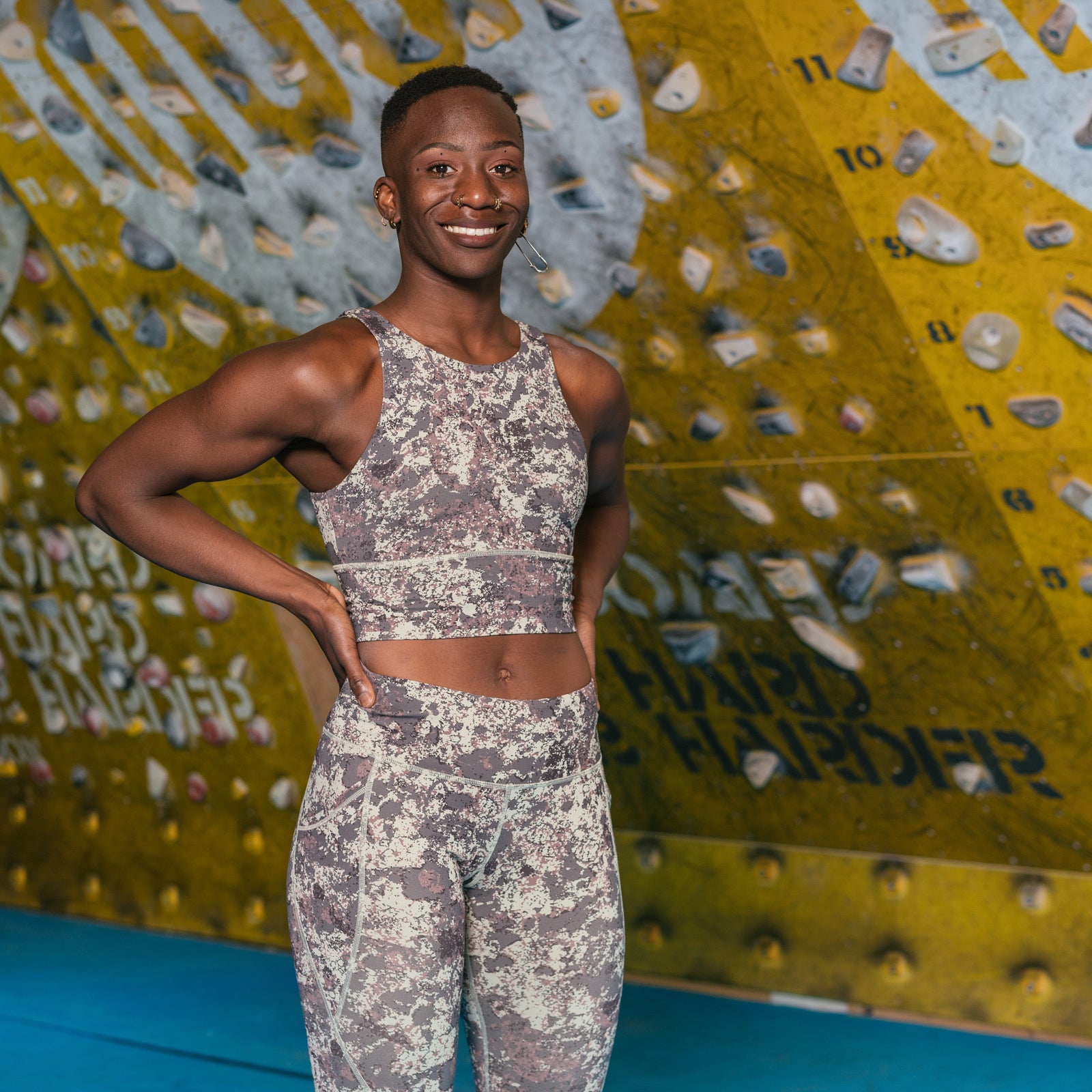 Moon-Womens-Sigma-Tank-Lichen-front