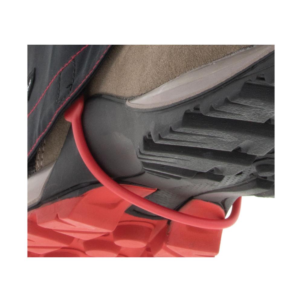 Kahtoola Leva Gaiter GTX, Red Rubber band holding gaiter in place on shoe