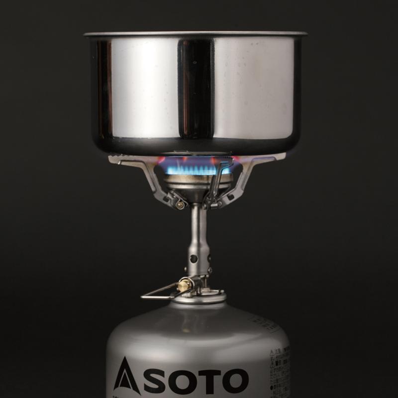 SOTO Amicus Stove, shown with pot on top
