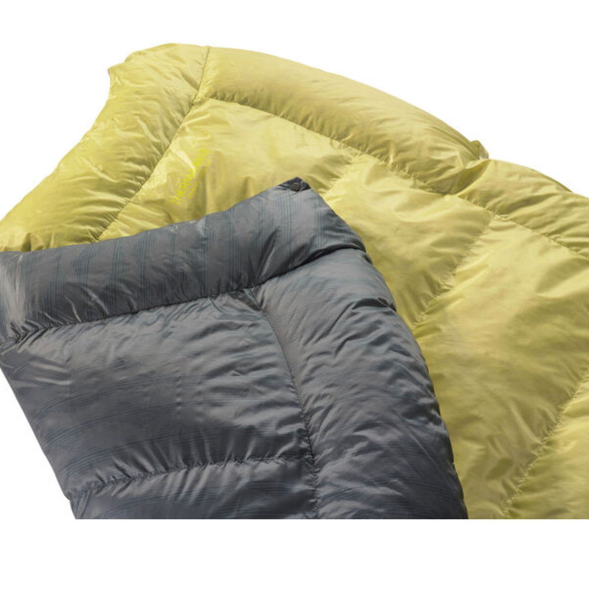 Thermarest Corus 20F/-6C Quilt in golden and grey close up