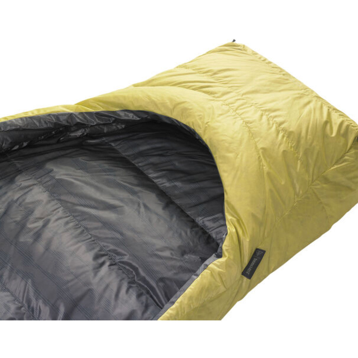 Thermarest Corus 20F/-6C Quilt in golden colour showing foot pocket