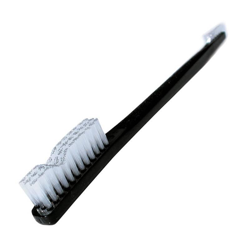 Metolius M16 Bouldering Brush with black handle and white bristles