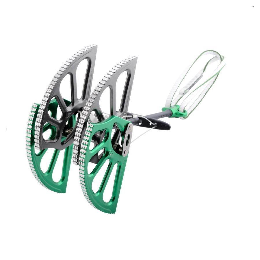 DMM Dragon Cam, Size 8 in green colour
