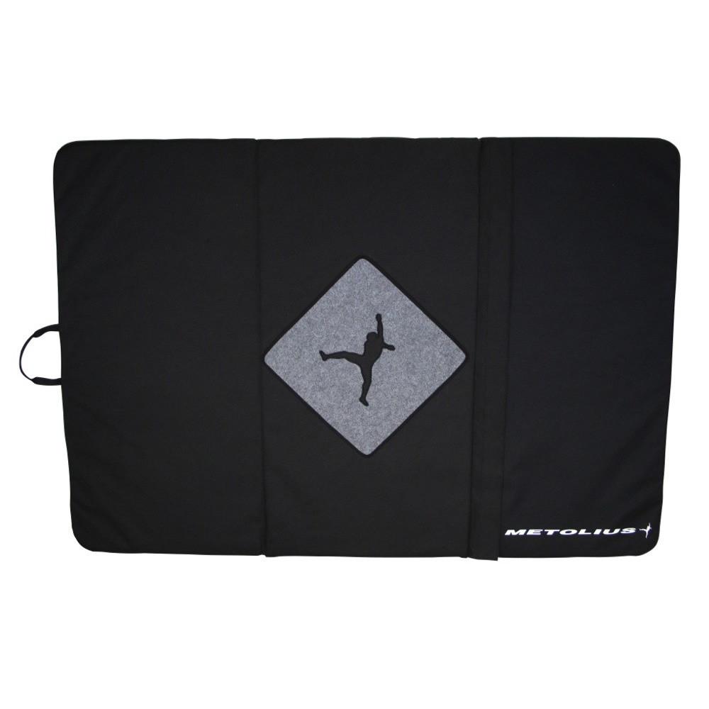 Metolius Recon Crash Pad, stood up view in black and grey colours